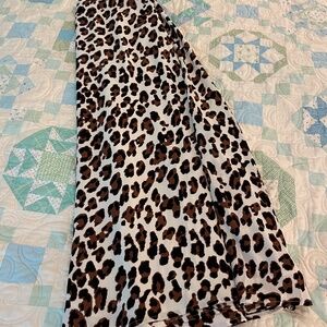 Leopard lined skirt size 22W Talbots